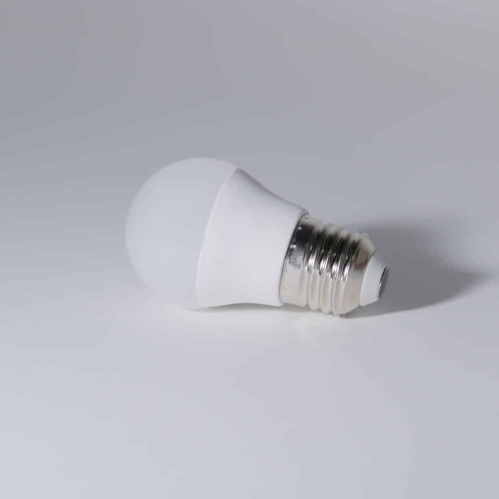 Bec LED HEPOL, forma glob, E27, 4W, 30000 ore, lumina calda