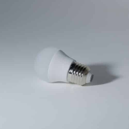 Bec LED LOHUIS, forma glob, E27, 4W, 30000 ore, lumina rece