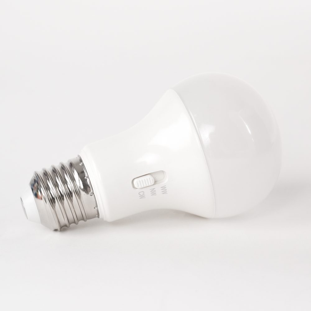 Bec LED cu temperatura de culoare ajustabila A60 11W 3000K/4000K/6500K