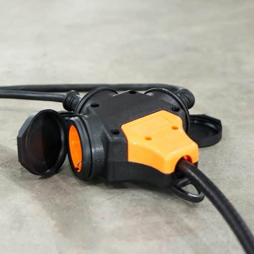 Cupla tripla cu cp, capac cauciuc, IP44